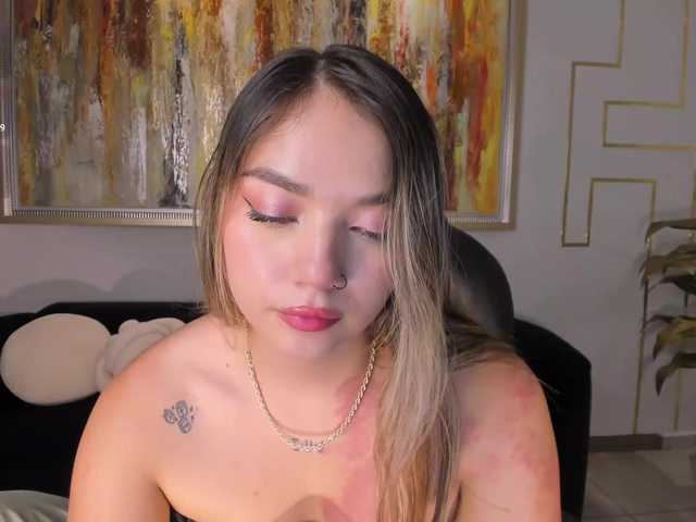 HaleyGreen's BongaCams show and profile