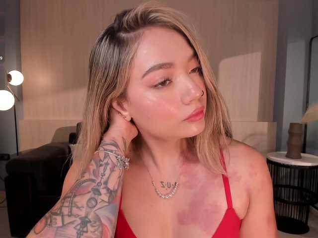 HaleyGreen's BongaCams show and profile