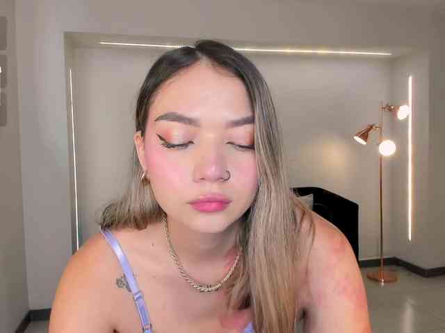 HaleyGreen Live Webcam on BongaCams