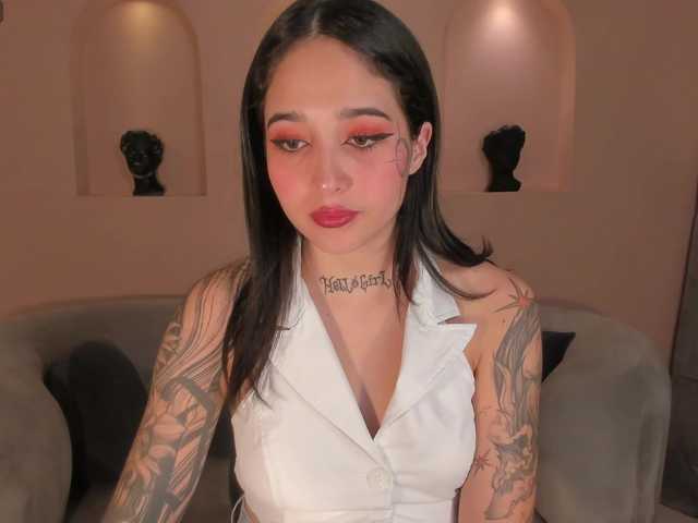 VenusClaire's BongaCams show and profile