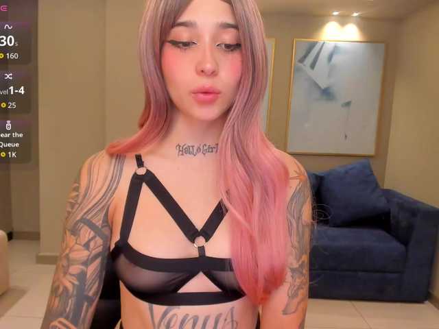 VenusClaire's BongaCams show and profile