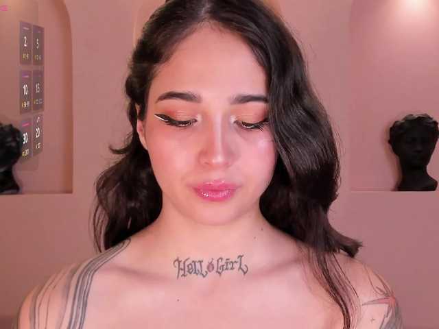 VenusClaire's BongaCams show and profile