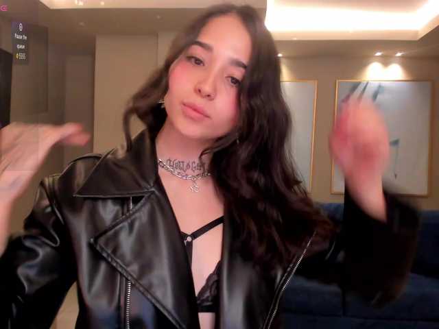 VenusClaire's BongaCams show and profile