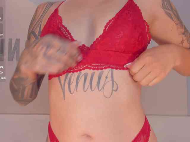 VenusClaire Live Webcam on BongaCams