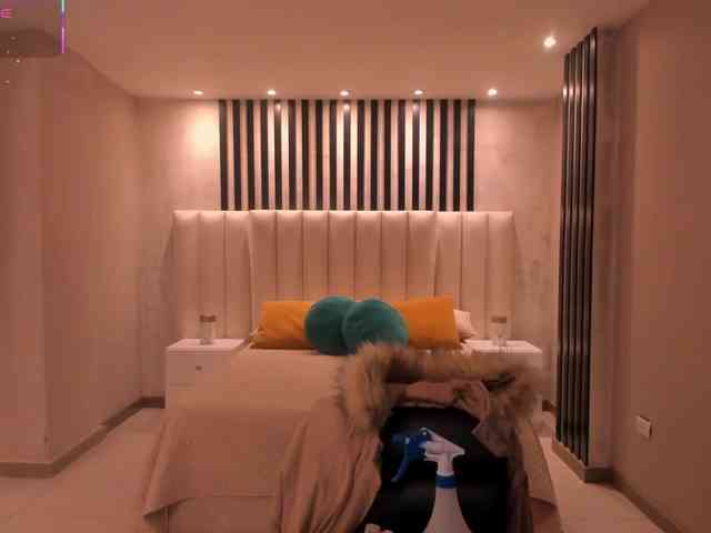 LaurenNoir LaurenNoir