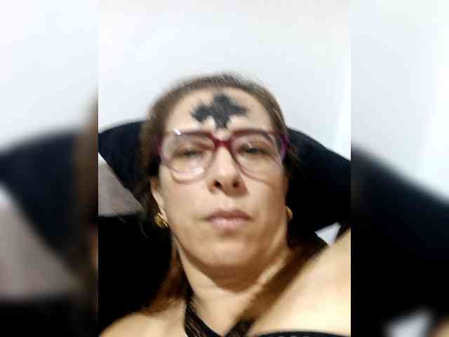 simoneta Live Webcam on BongaCams