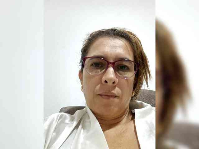 simoneta Live Webcam on BongaCams