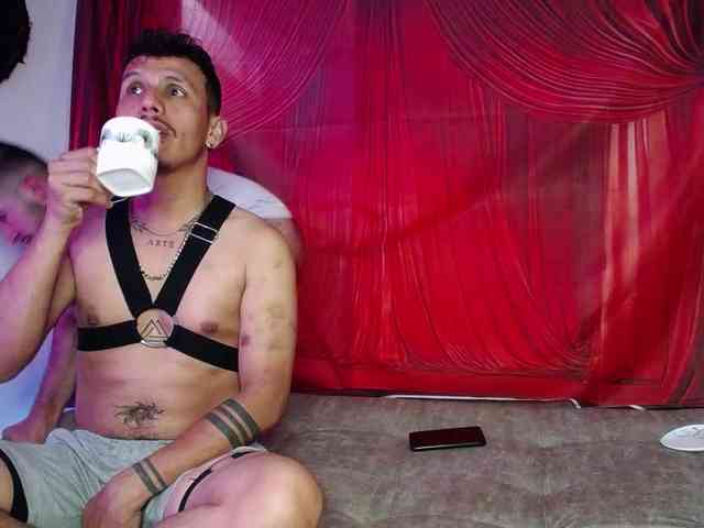 Noha-and-Iam Live Webcam on BongaCams