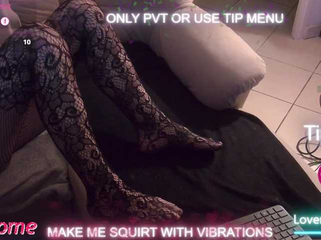 DENERYS's BongaCams show and profile