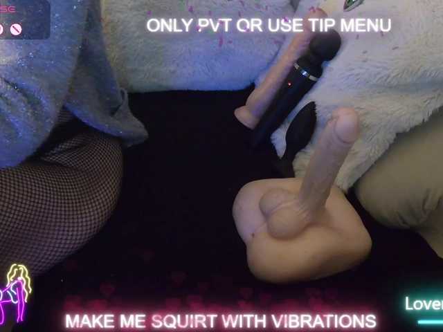 DENERYS's BongaCams show and profile