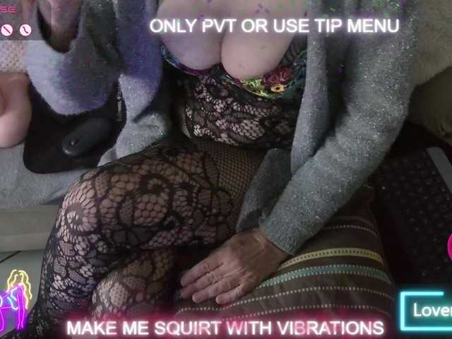 DENERYS's BongaCams show and profile