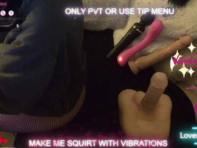 DENERYS's BongaCams show and profile