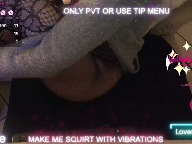 DENERYS's BongaCams show and profile