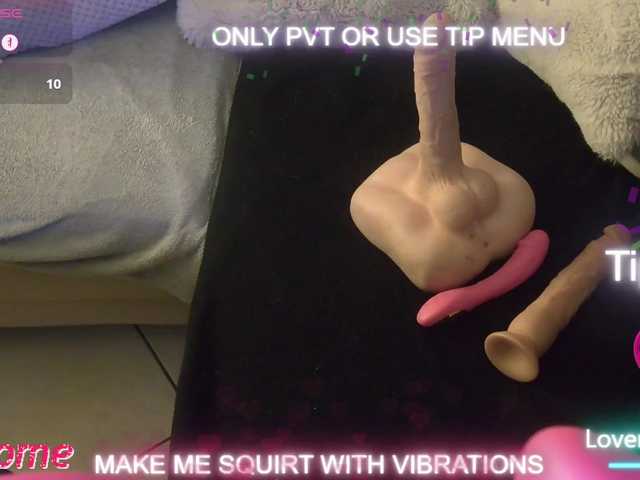 DENERYS's BongaCams show and profile