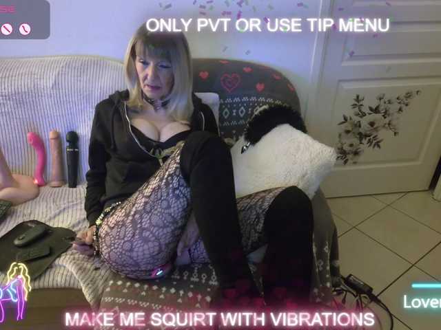 DENERYS's BongaCams show and profile