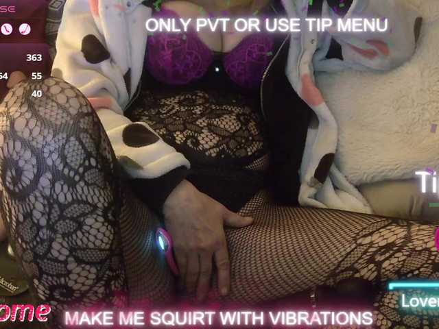 DENERYS's BongaCams show and profile