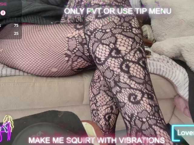 DENERYS's BongaCams show and profile