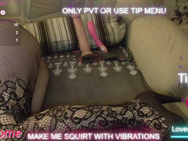 DENERYS's BongaCams show and profile