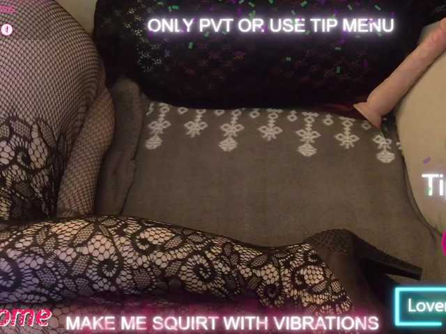 DENERYS's BongaCams show and profile