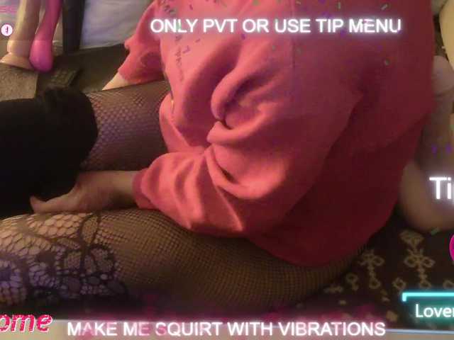 DENERYS's BongaCams show and profile