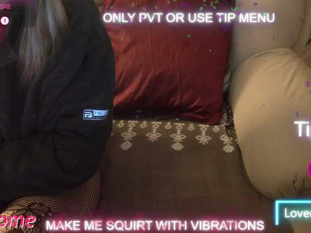 DENERYS's BongaCams show and profile