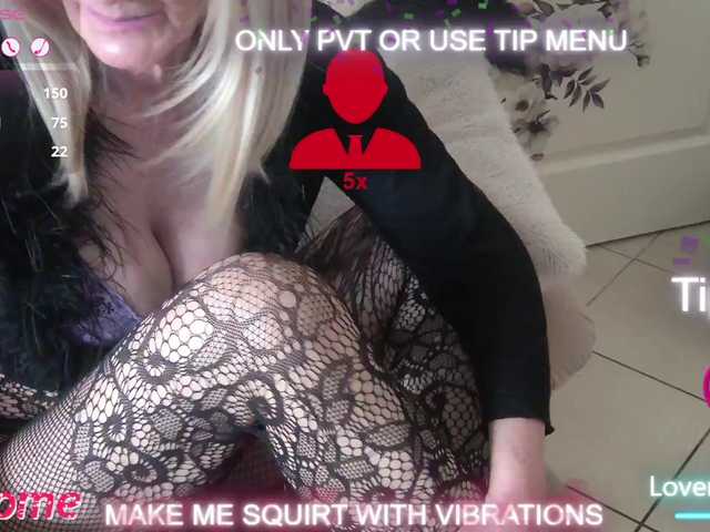 DENERYS's BongaCams show and profile