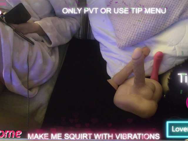 DENERYS's BongaCams show and profile