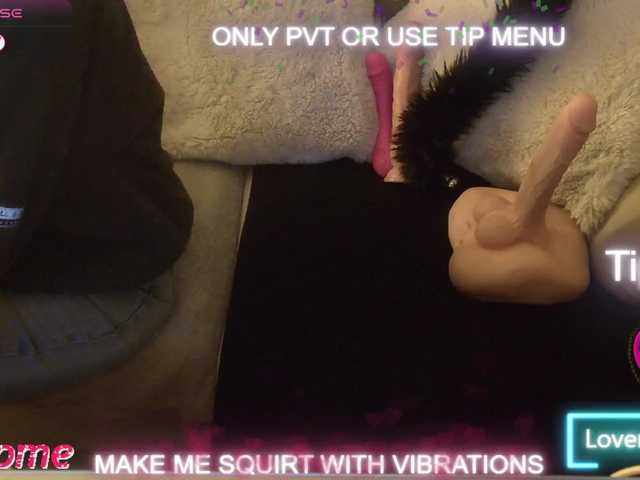 DENERYS's BongaCams show and profile