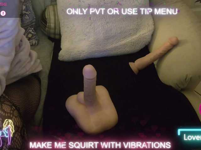 DENERYS's BongaCams show and profile