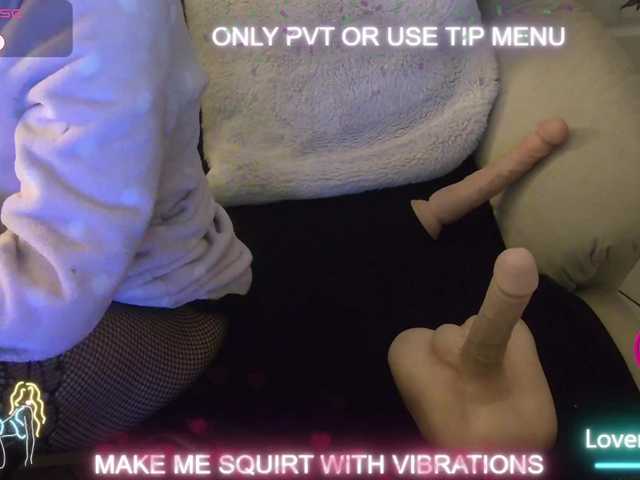 DENERYS's BongaCams show and profile