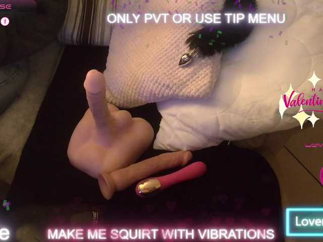 DENERYS's BongaCams show and profile