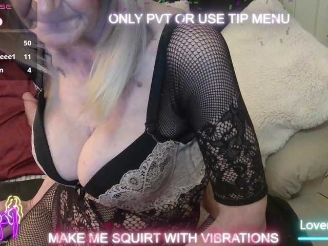 DENERYS's BongaCams show and profile