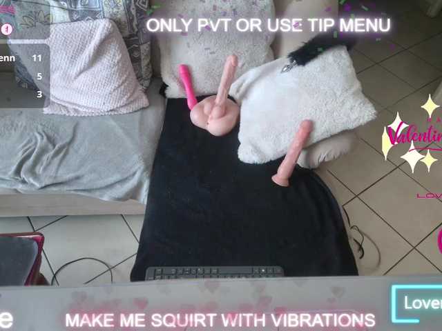 DENERYS's BongaCams show and profile