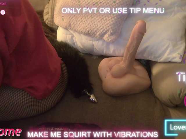 DENERYS's BongaCams show and profile