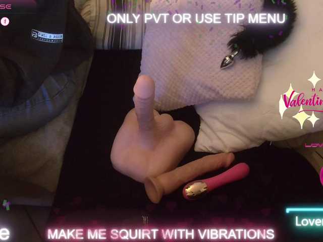 DENERYS's BongaCams show and profile