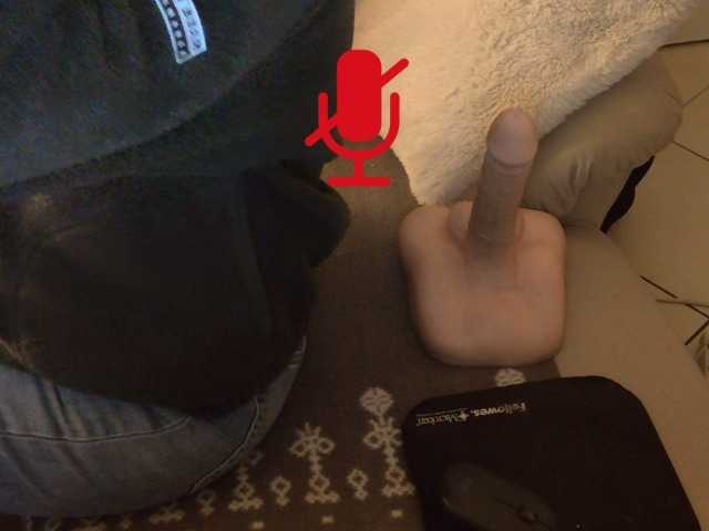 DENERYS's BongaCams show and profile