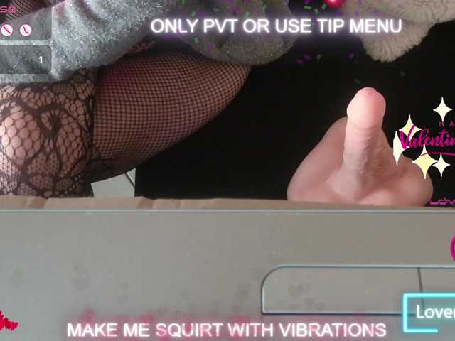 DENERYS's BongaCams show and profile