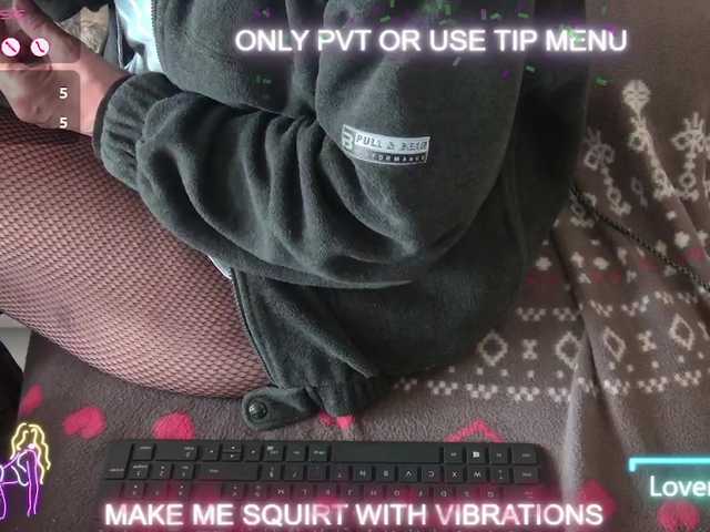 DENERYS's BongaCams show and profile