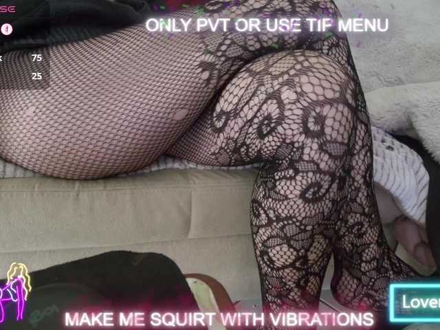 DENERYS's BongaCams show and profile