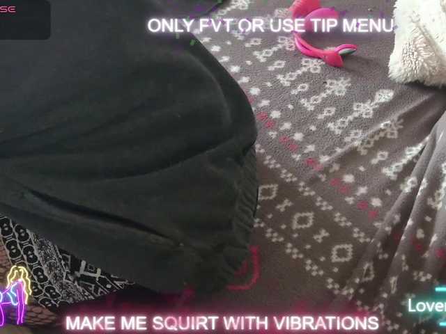 DENERYS's BongaCams show and profile