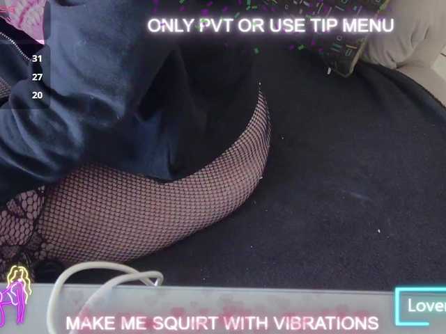 DENERYS's BongaCams show and profile