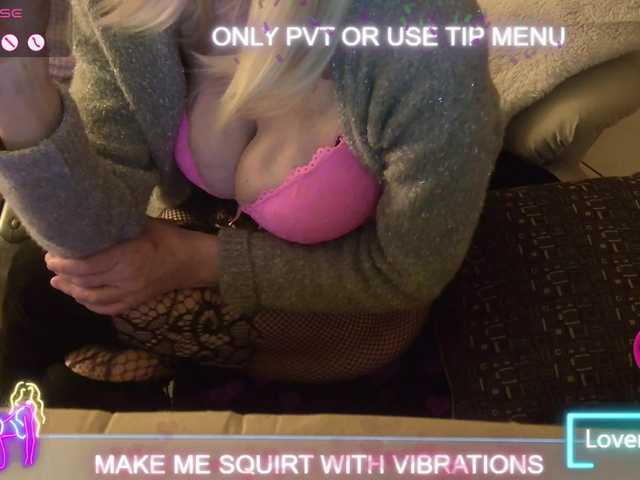 DENERYS's BongaCams show and profile