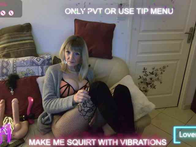 DENERYS Live Webcam on BongaCams