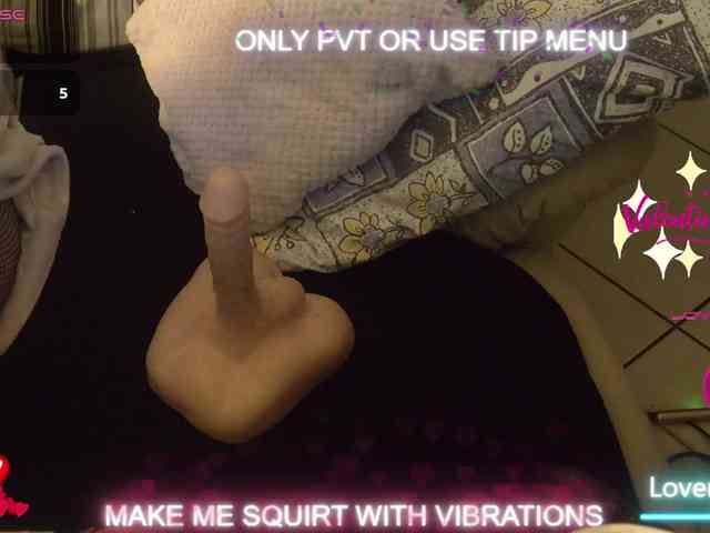 DENERYS Live Webcam on BongaCams