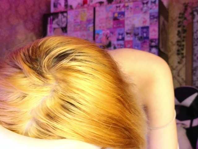 MissMorganMoon's BongaCams show and profile