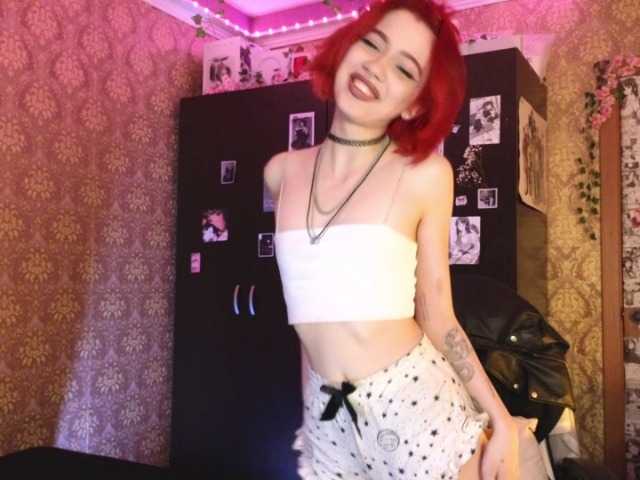 MissMorganMoon's BongaCams show and profile