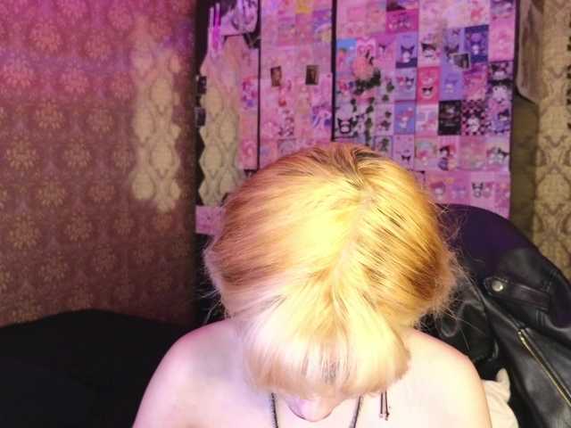 MissMorganMoon's BongaCams show and profile