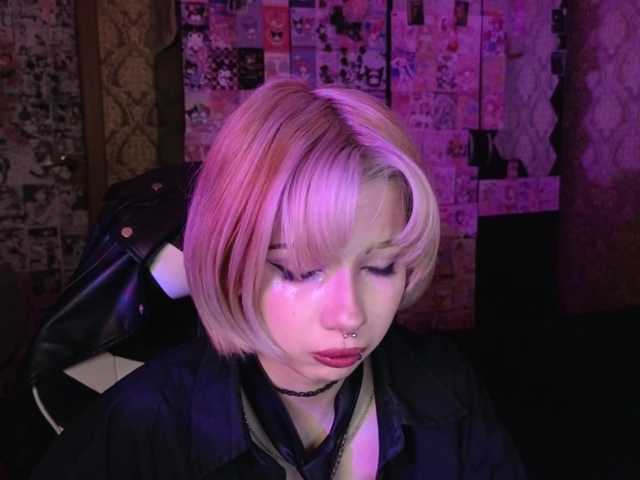 MissMorganMoon's BongaCams show and profile