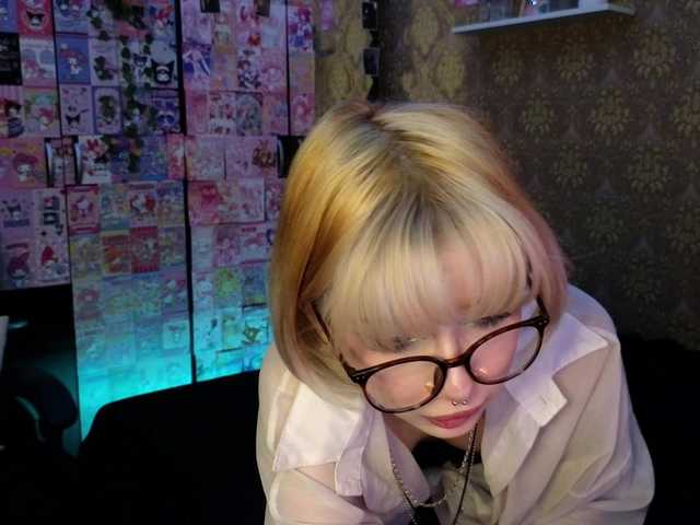 MissMorganMoon's BongaCams show and profile