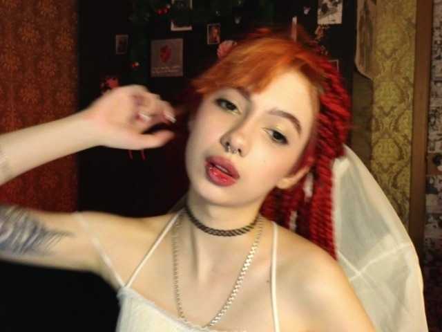 MissMorganMoon's BongaCams show and profile